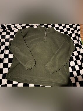 XLARGE Vintage green half zip sweater